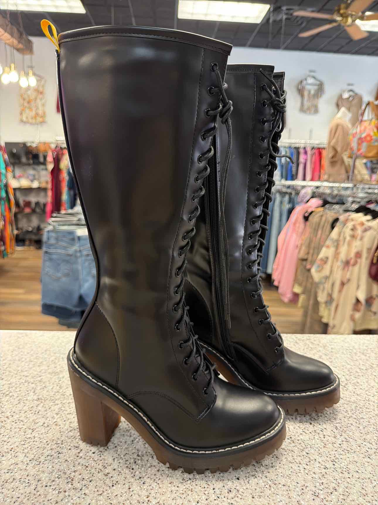 Girlhood Size 38 Black Lace Up Combat Boots