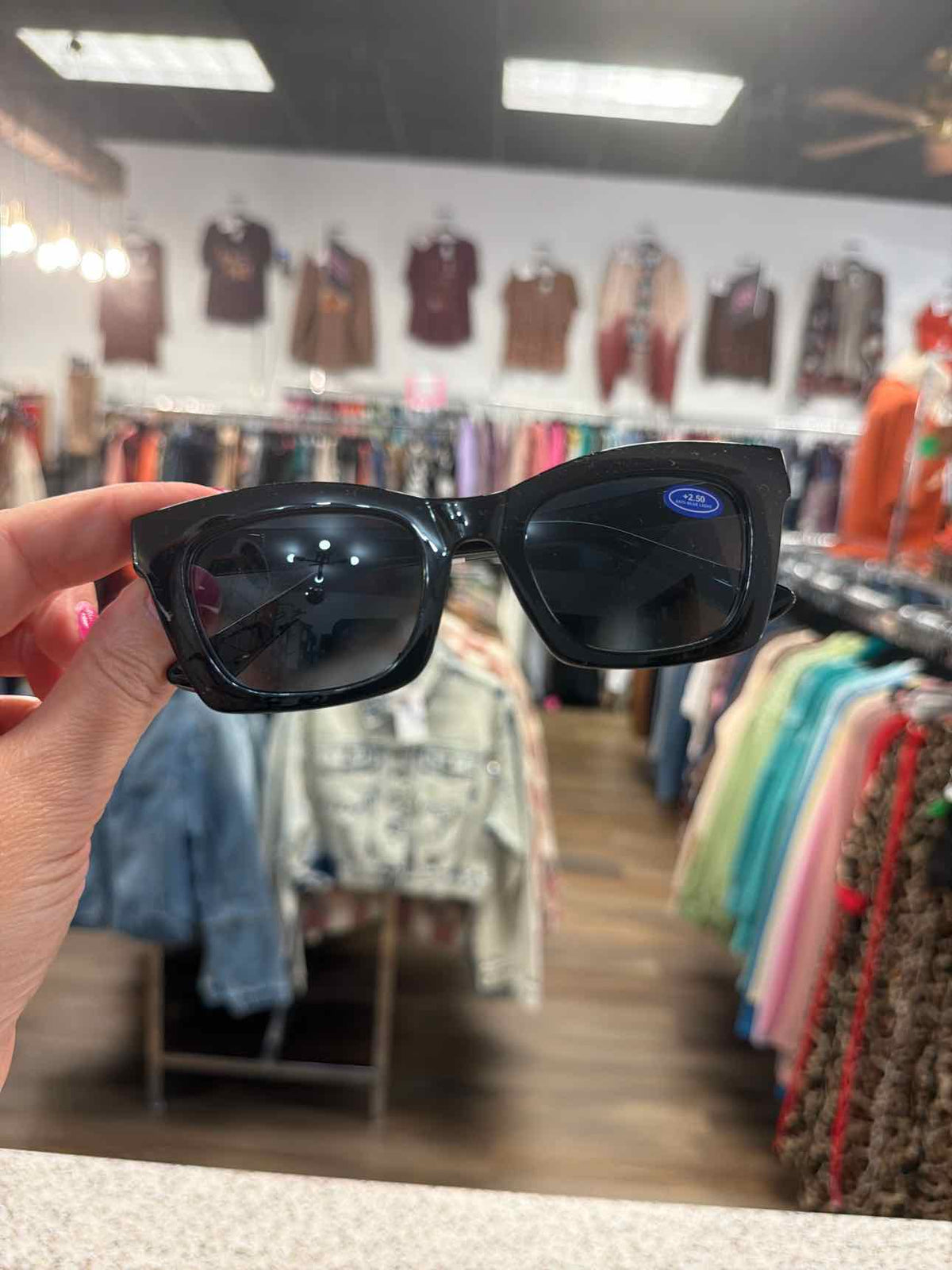 Wayfare Shape Cheater Reader Glasses