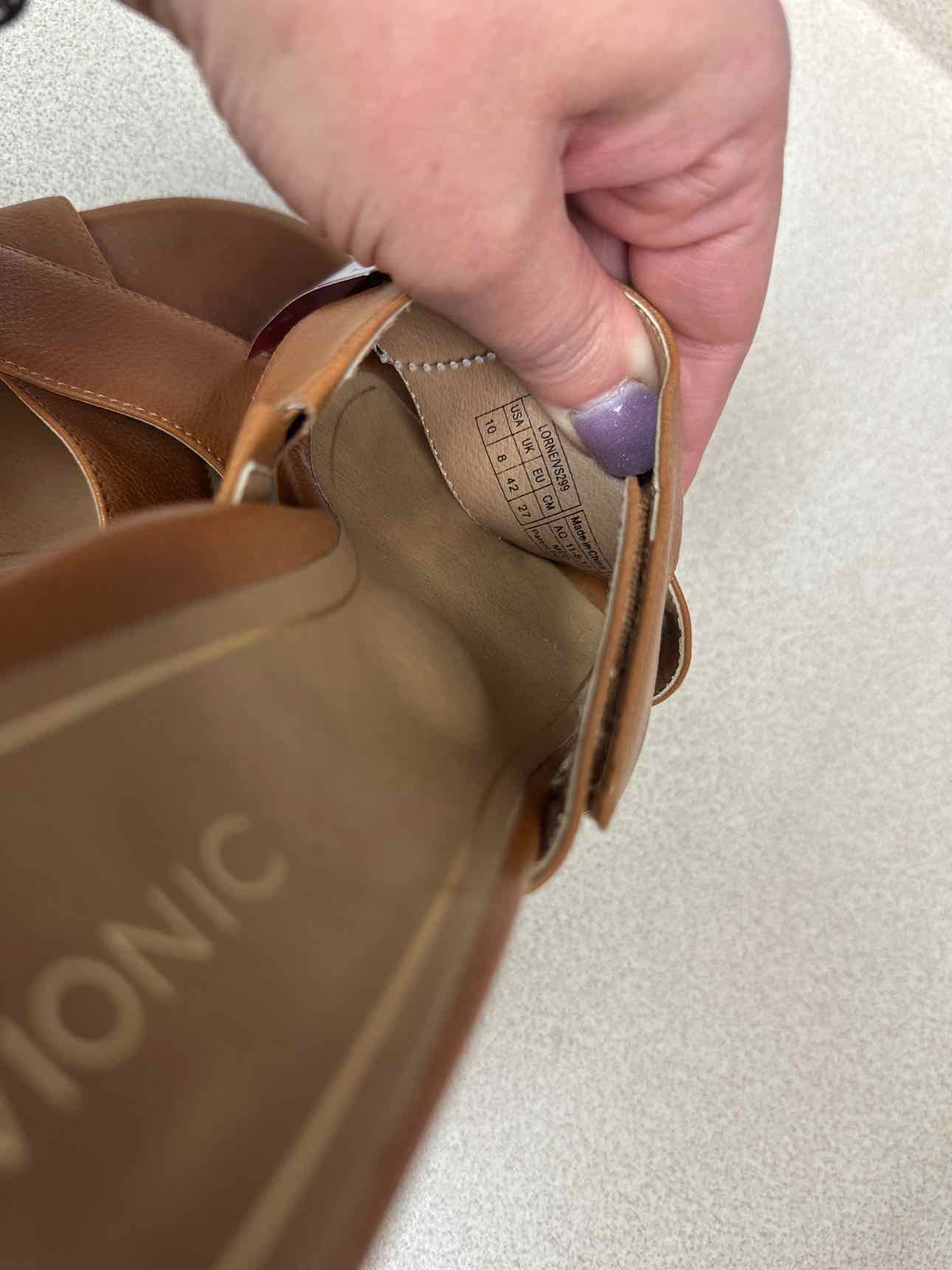 Vionic Size 10 Brown sandal