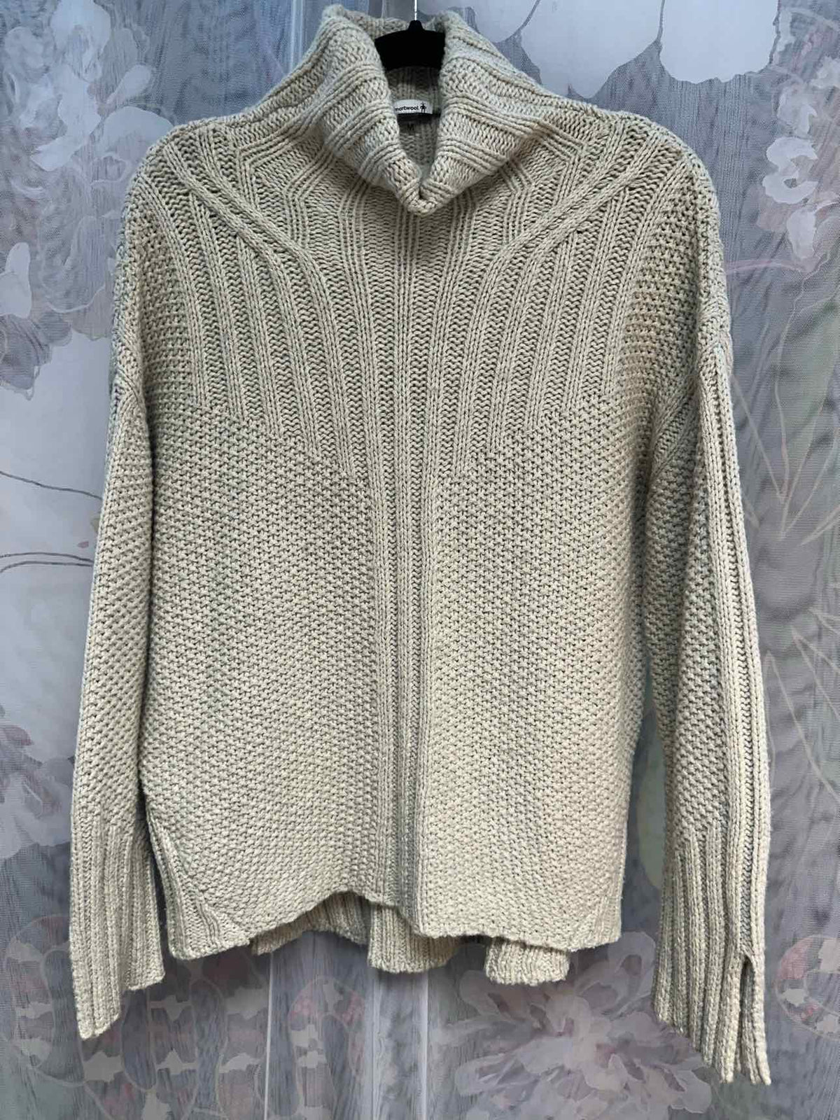 Smartwool Size Medium Greige Top