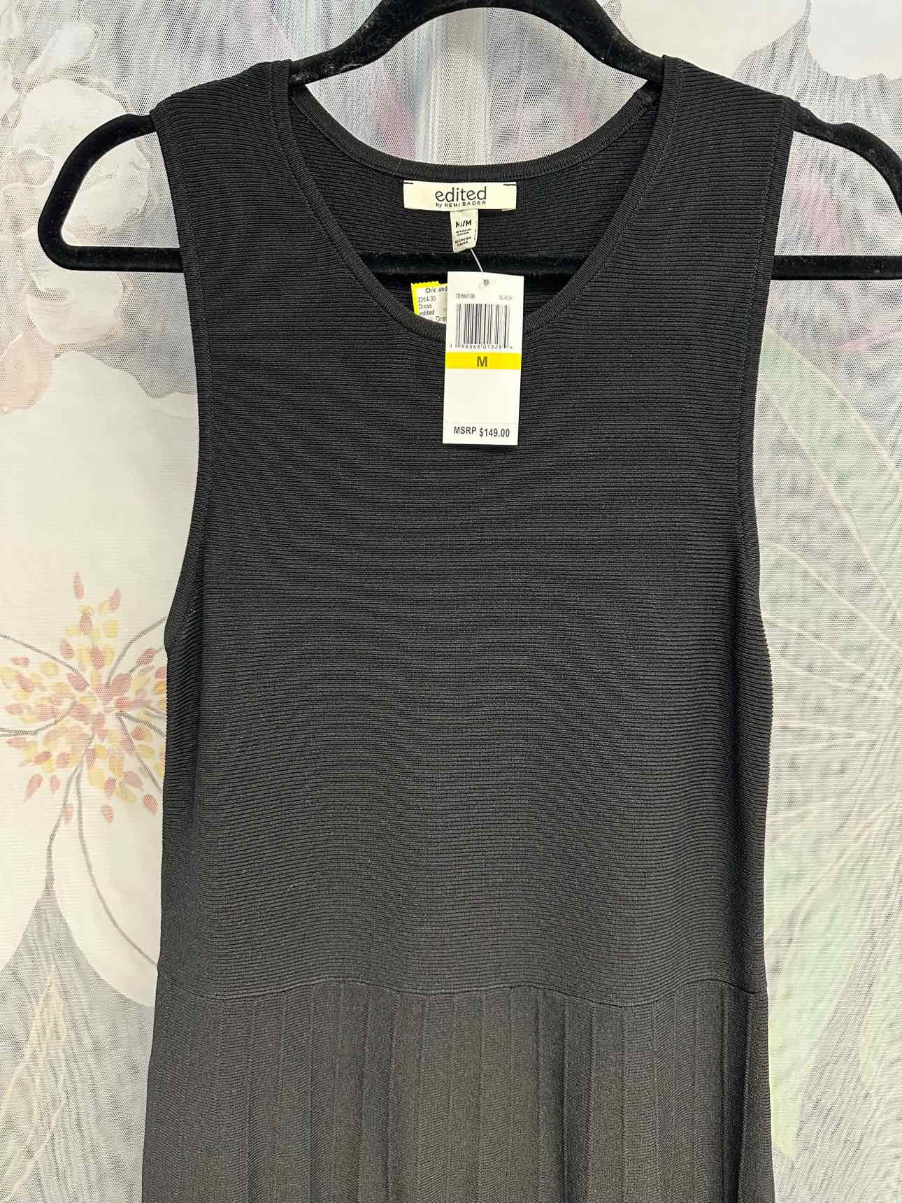 edited NEW NWT Pleated Maxi Sleeveless Sweater Size Medium Black Dress