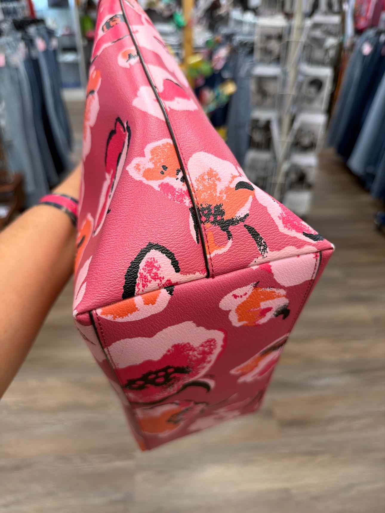Coach Large City Zip Dahlia Wildflower Tote Pink Handbags
