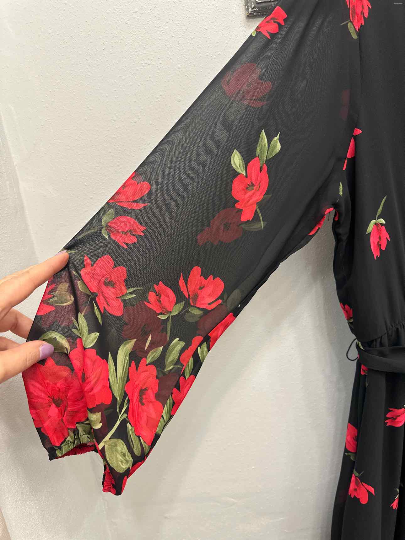 Premier Amour Size 16 Black and Red Floral Long Maxi Dress