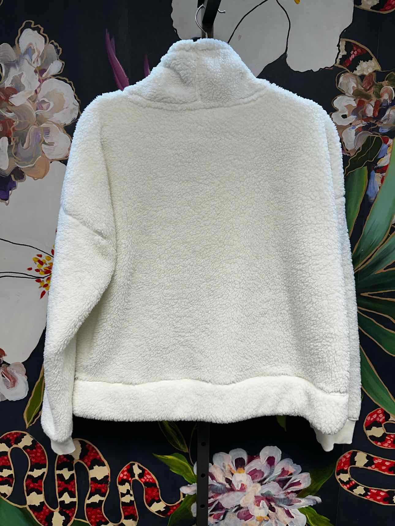 Calvin Klein Size Medium White sweat shirt
