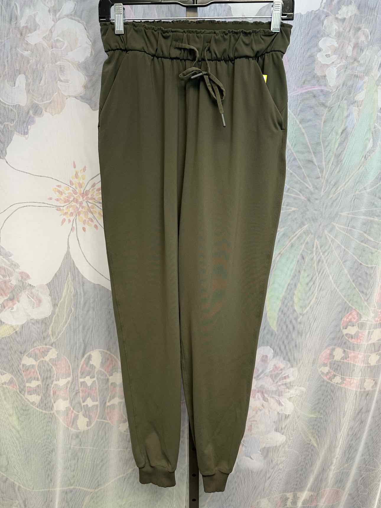 Lululemon Size 4 Olive Athletics