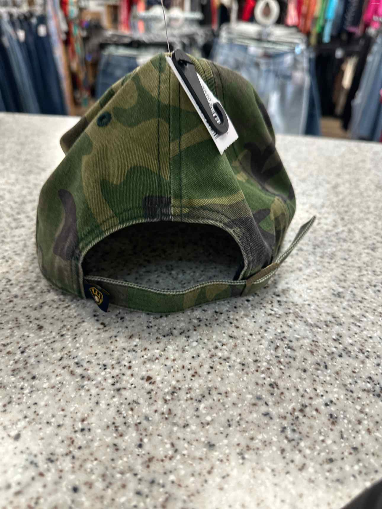 47 Brand NEW MKE Brewers baseball cap One Size Camo Hat