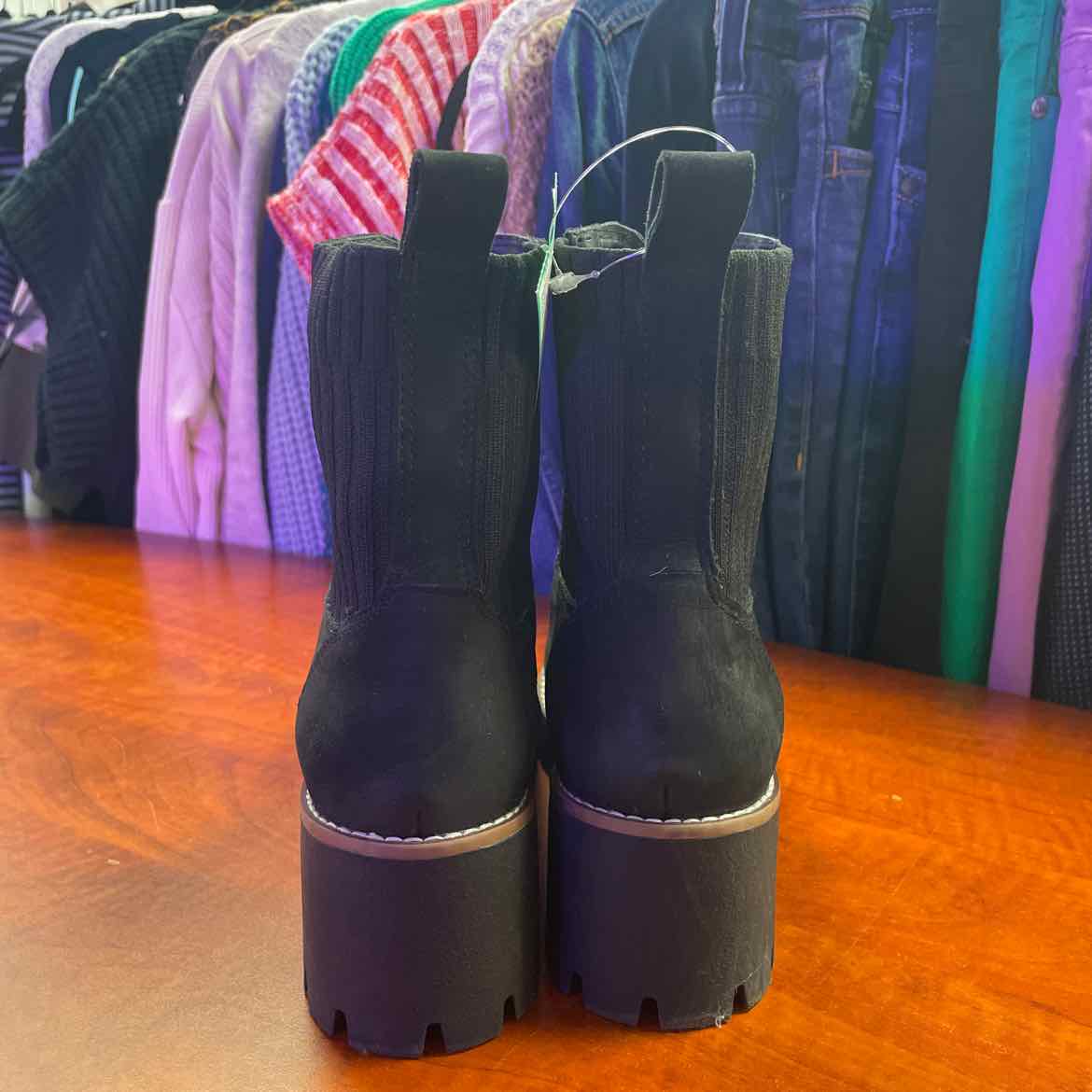 Blondo Waterproof Ladies Platform Black Leather Boots Size 7