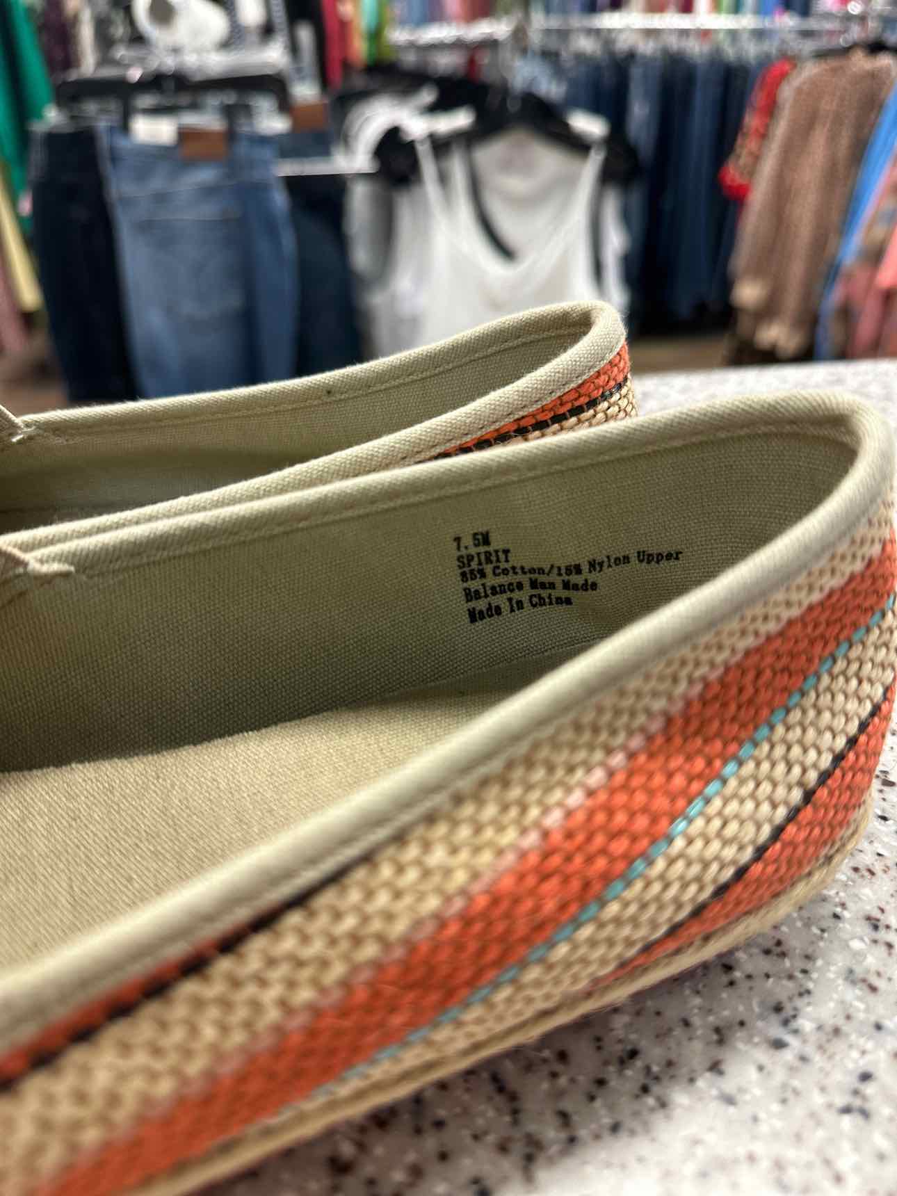 RuffHewn Size 7 1/2 Orange/Tan Shoes