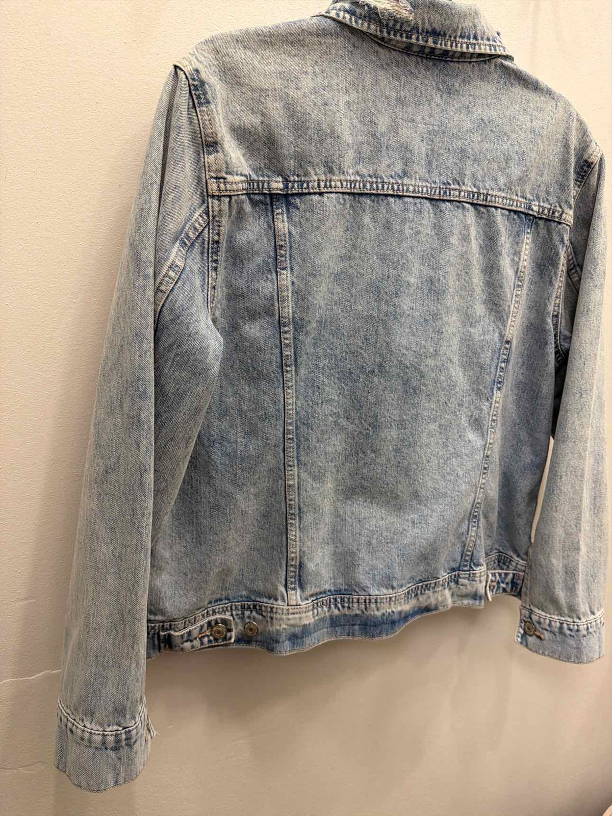 Old Navy Size XL Light Wash Blue Denim Jean Jacket
