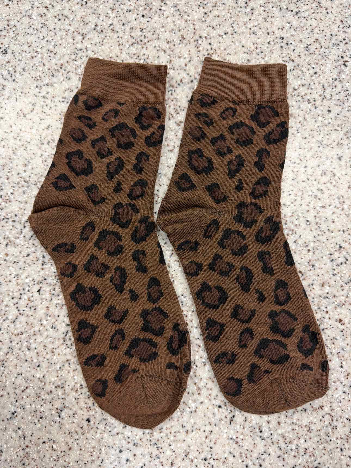 Leopard Print Quarter Crew Socks Woman's Size 8-10