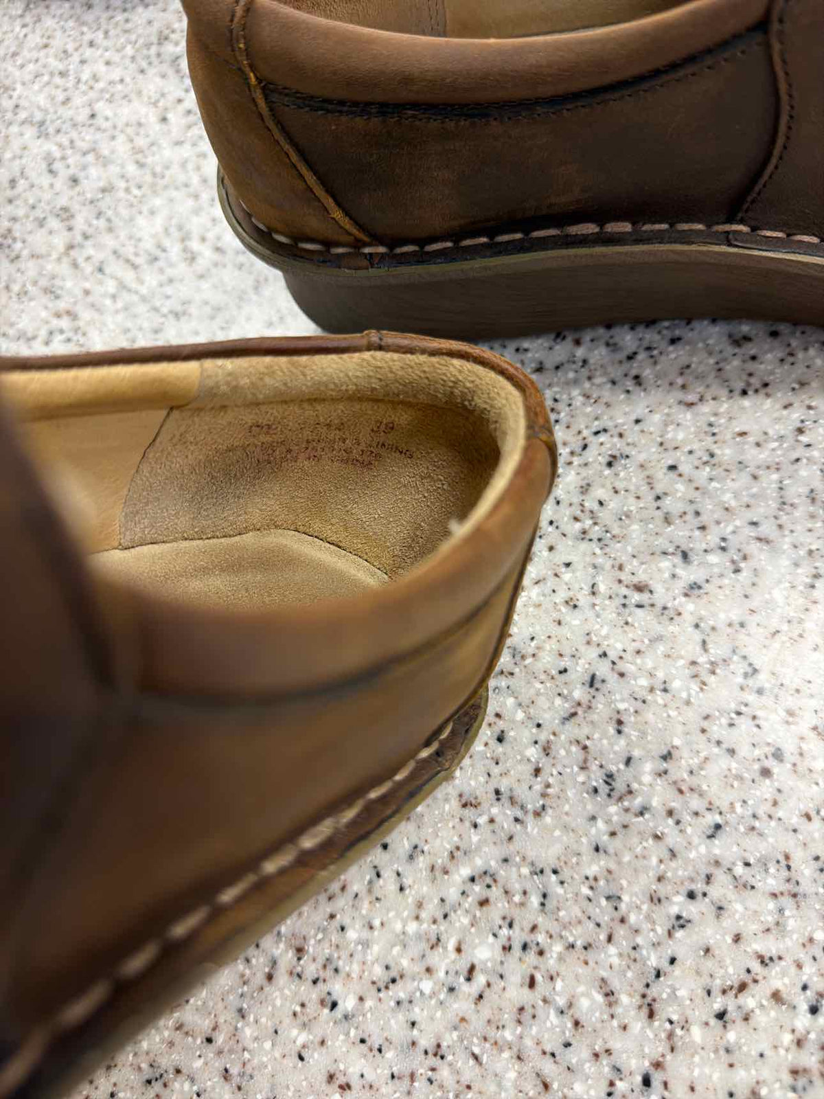 Alegria Size 39 Leather Comfort Slip-On Velcro with Button Brown Shoes