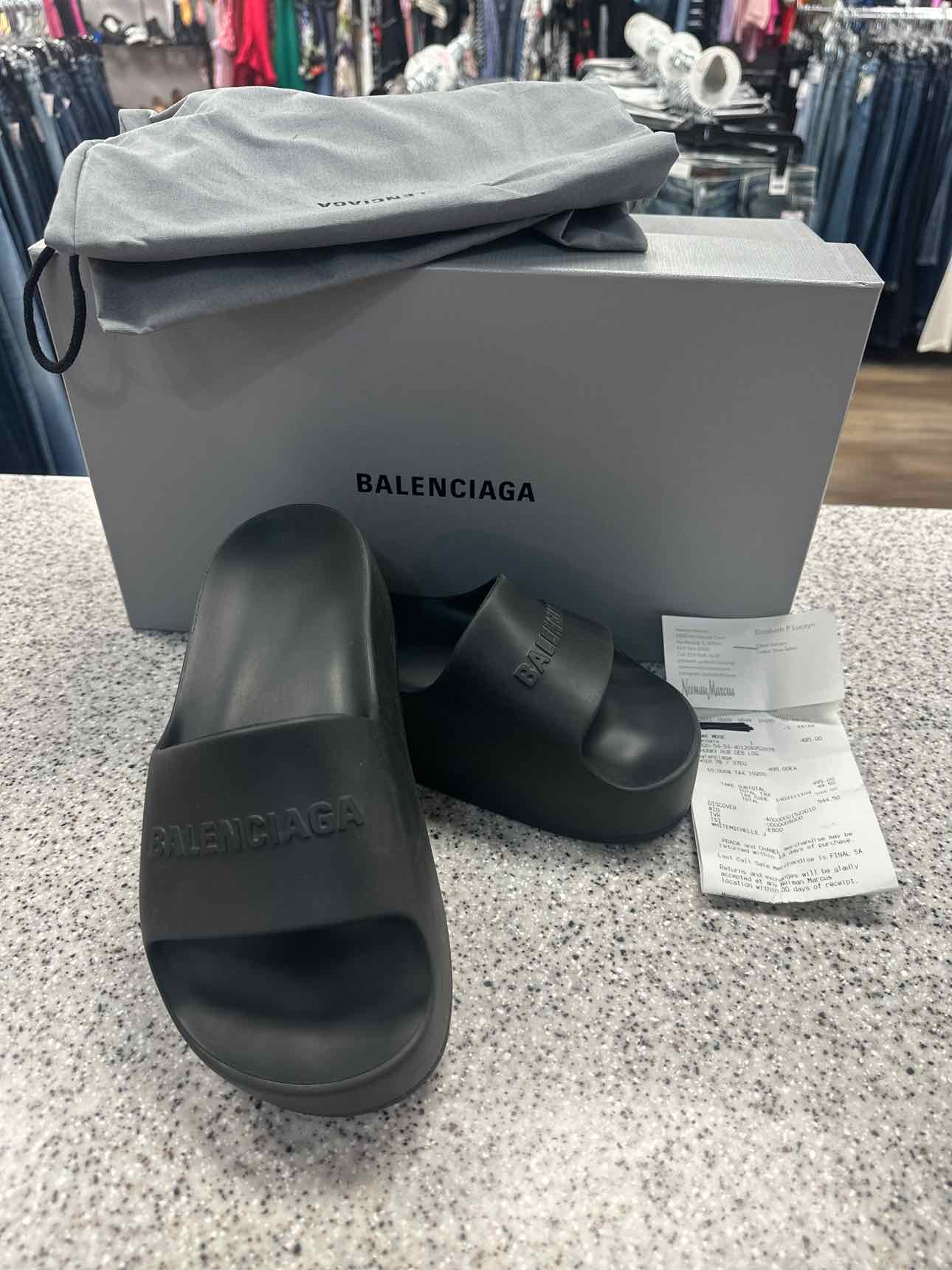 Balenciaga Size 7B Black Chunky Rubber Slide Waterproof Sandals