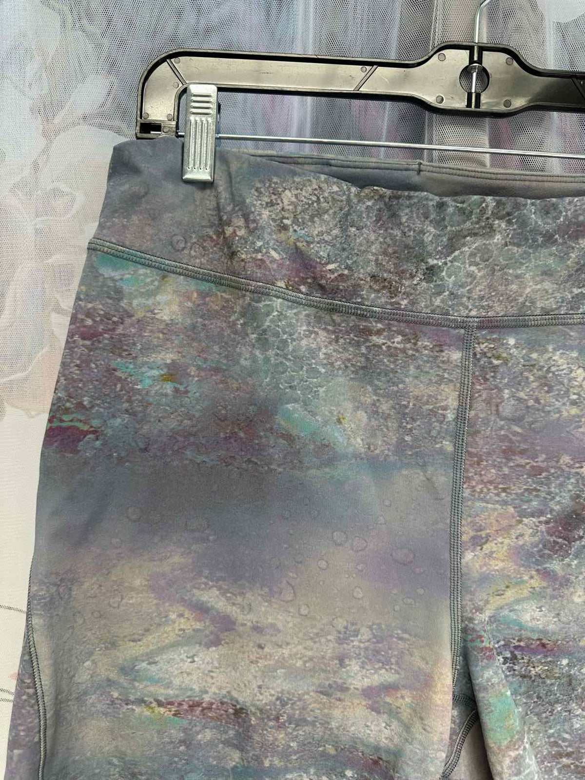 Lululemon Size 14 Grey/Teal Shorts