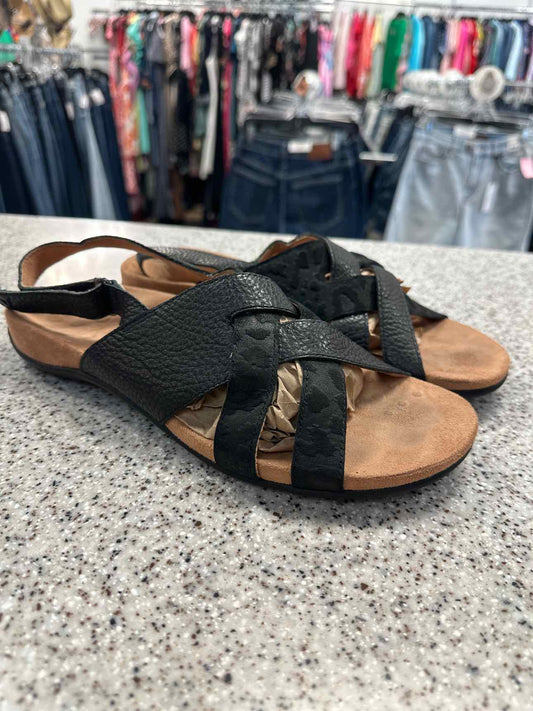 Vionic Size 10 Black Textured Leather Leopard Sandal