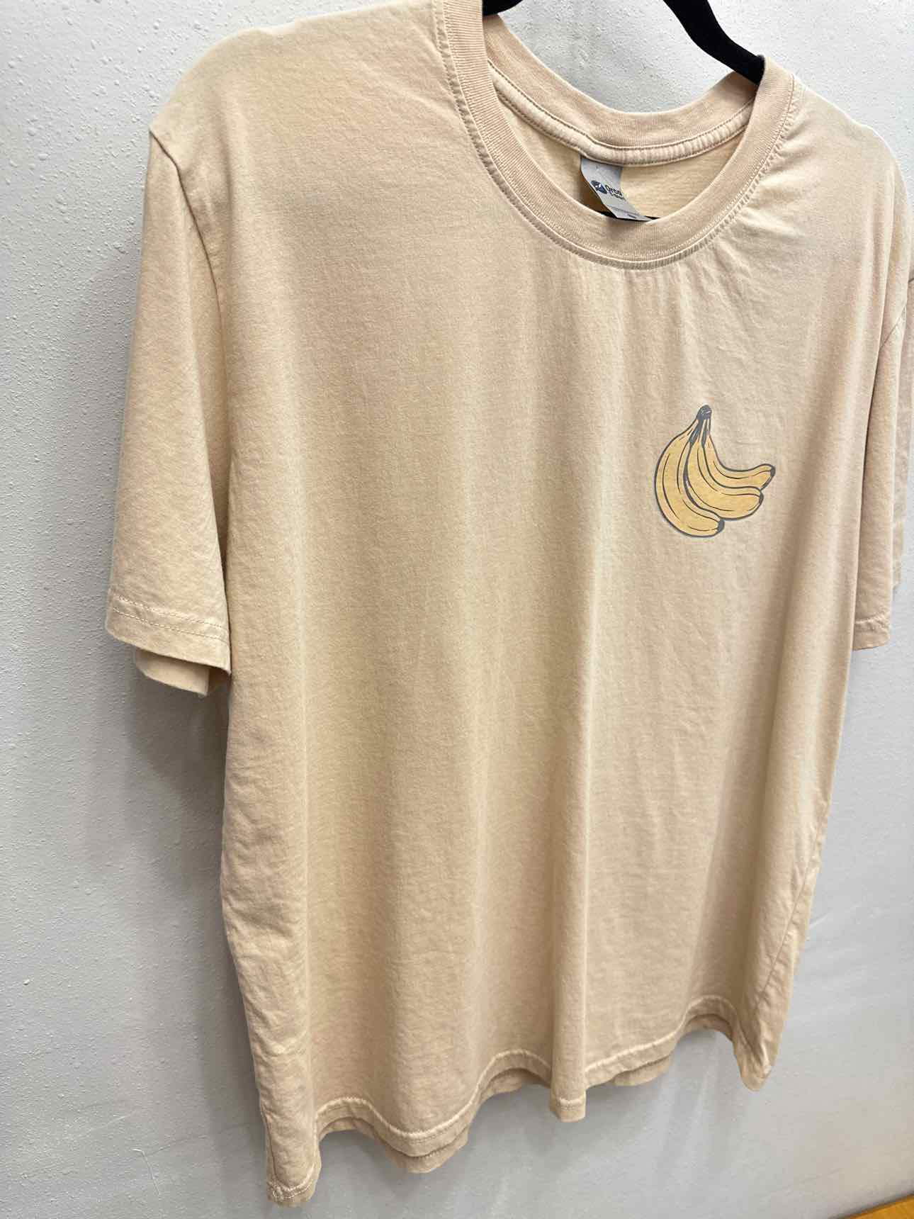 That's Bananas! Graphic Tshirt Size XL Beige Top