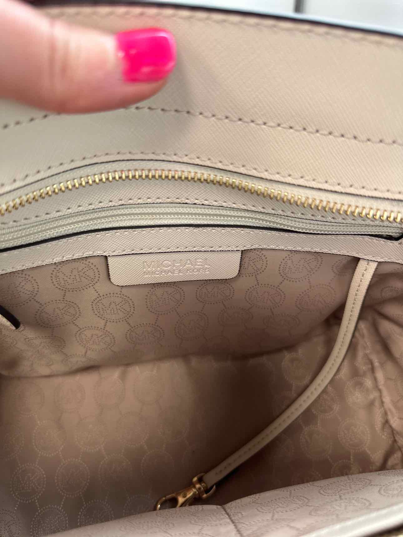 Michael Kors Selma Off-White Cream Handbag NEW NWT