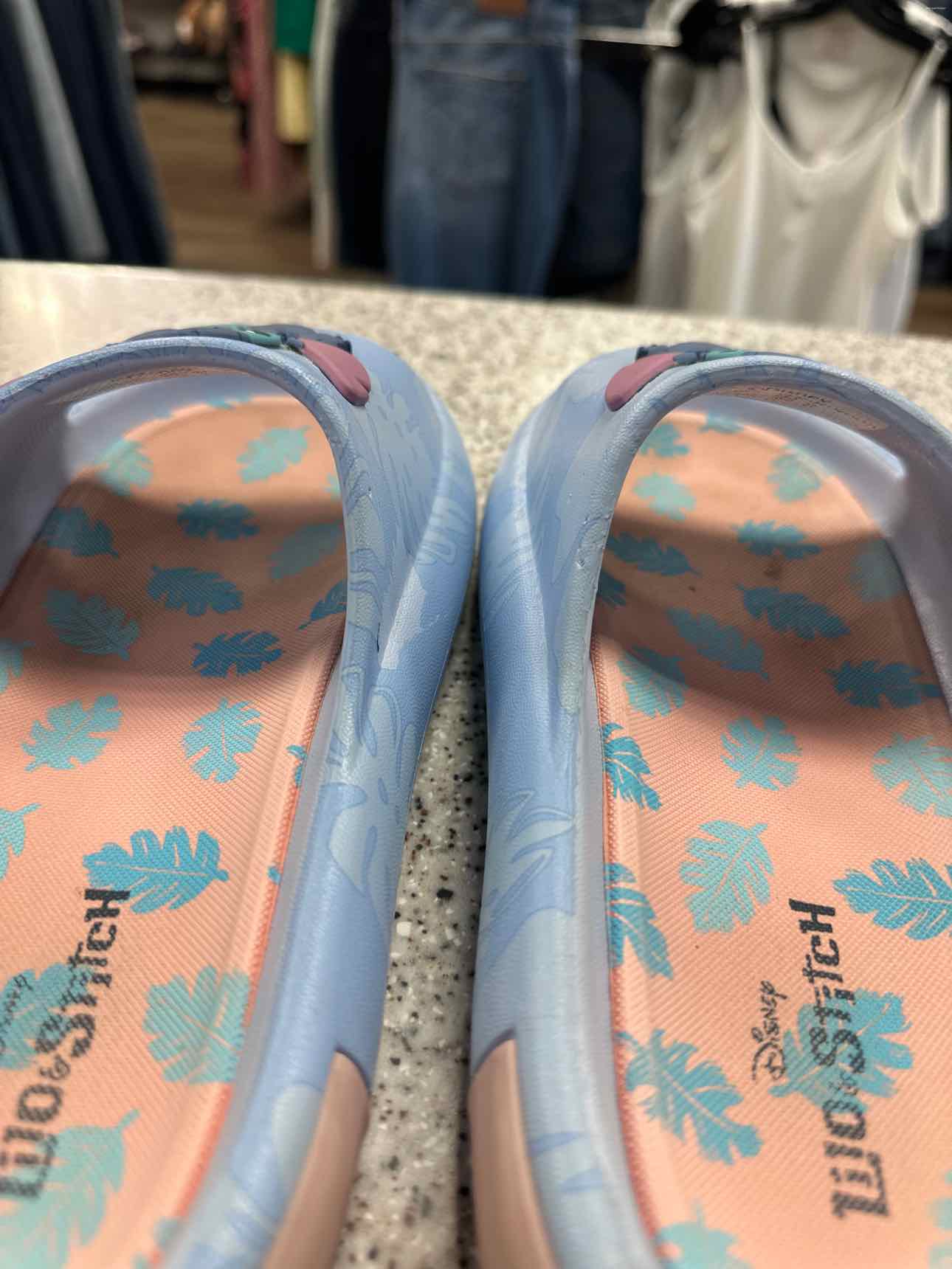 Disney Size 7 Light blue sandal