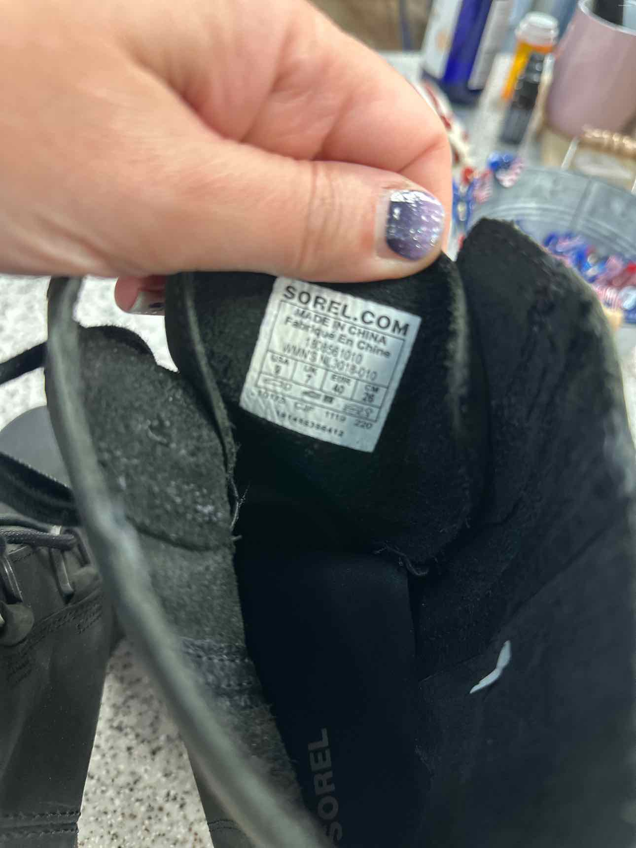 Sorel Size 9 Black Shoes