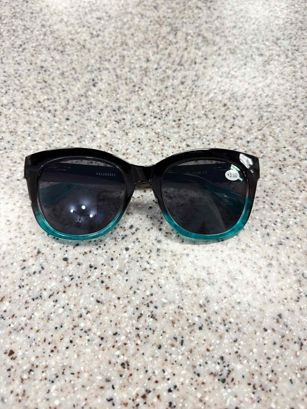 Tortoise Shell or Solid Cheater Reader Sunglasses