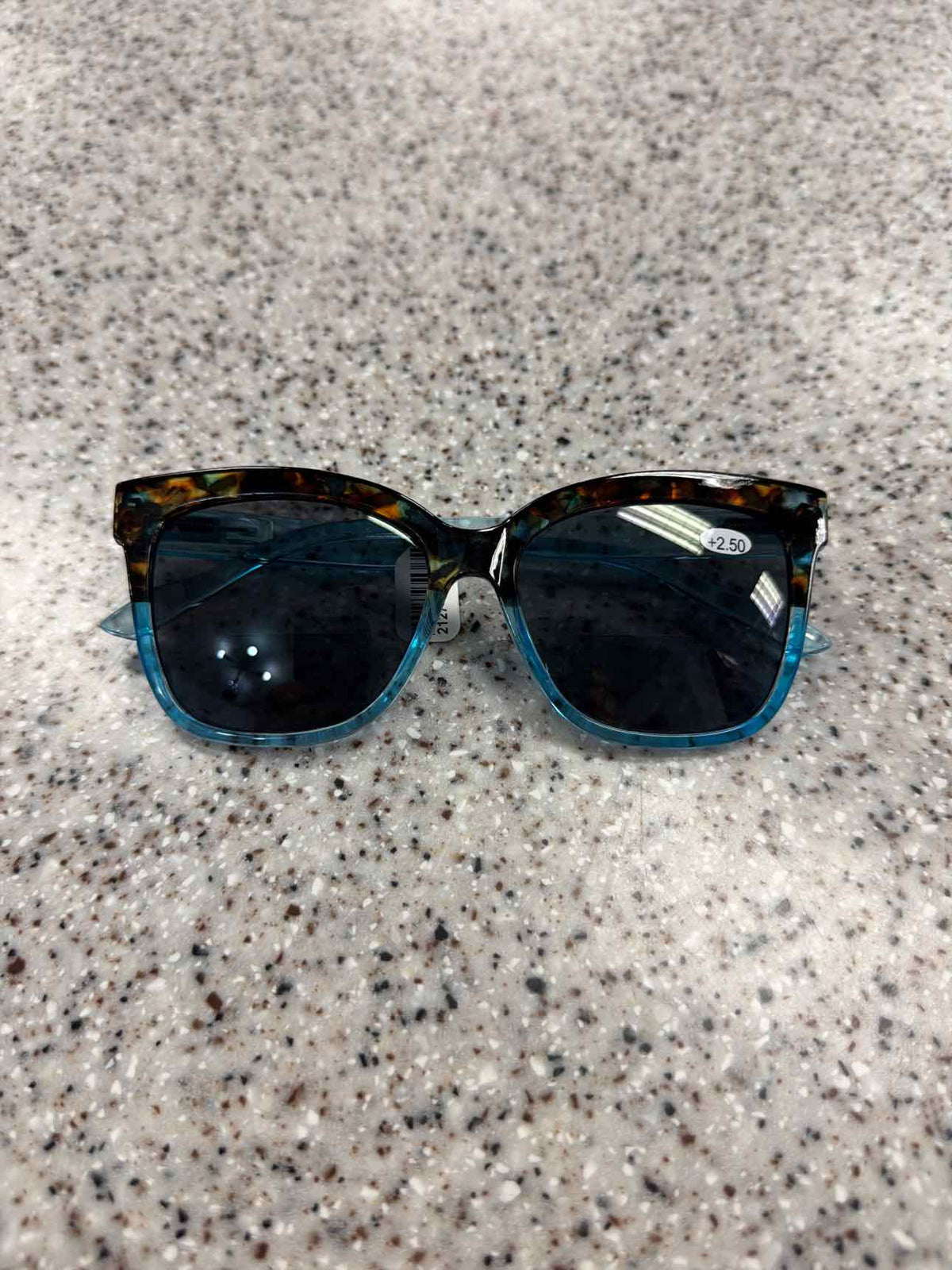 Leopard Frame Cheater Reader Bi-Focal Sunglasses