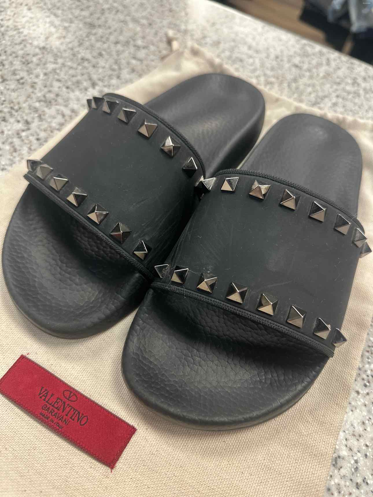 Valentino Size 37 Black Rockstud Slide Rubber Cushion Sandals Shoes