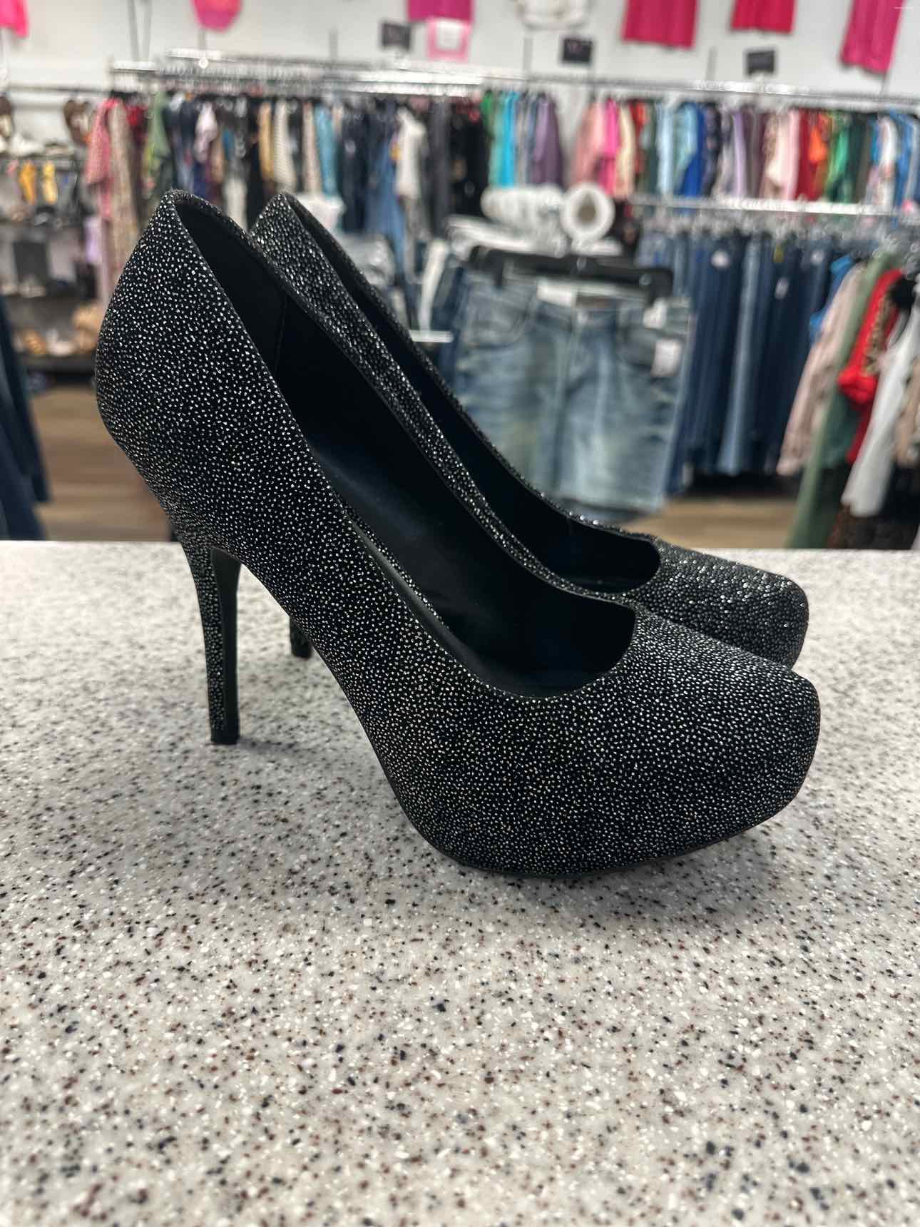 Mix No 6 Sarti Black Glitter Platform Pump Size 9.5  Shoes
