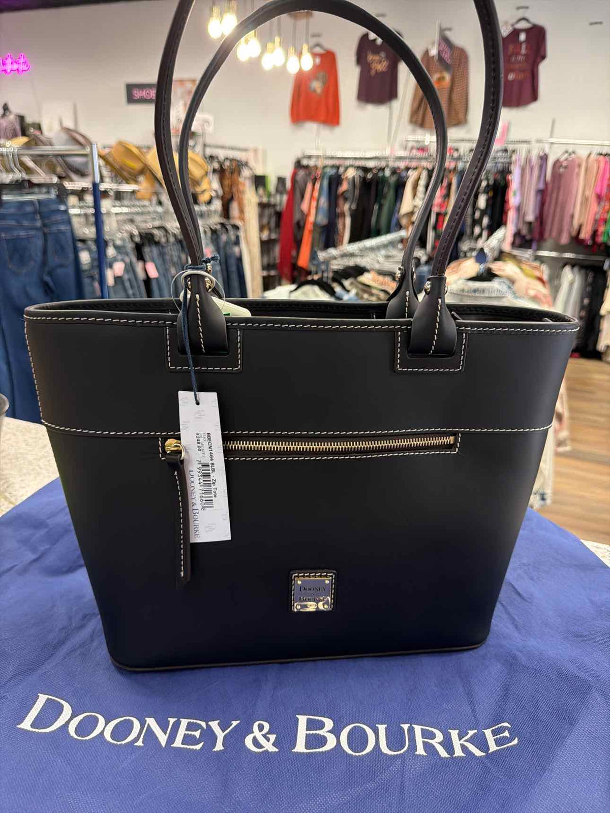 Dooney and Bourke Quincey Smooth Black Leather Zip Tote  NWT Handbags