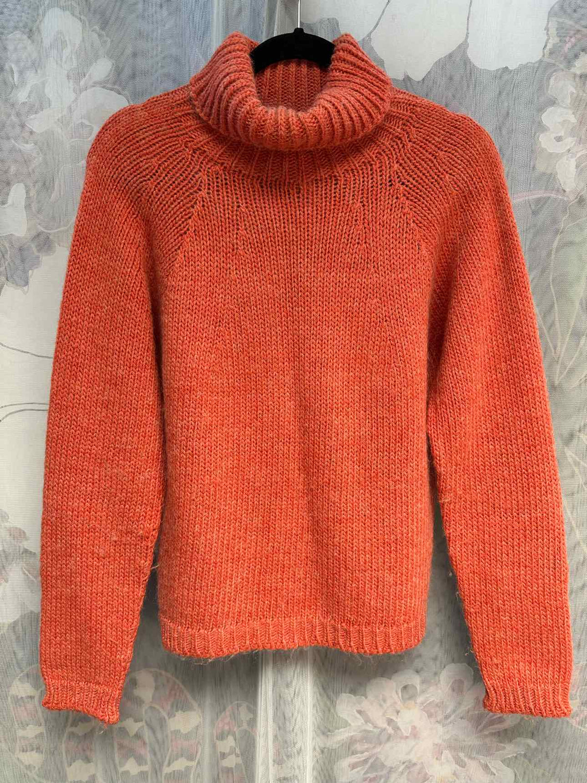 Quadro Italian Wool Blend Cowl Neck Heavy Size Medium Orange Sweater