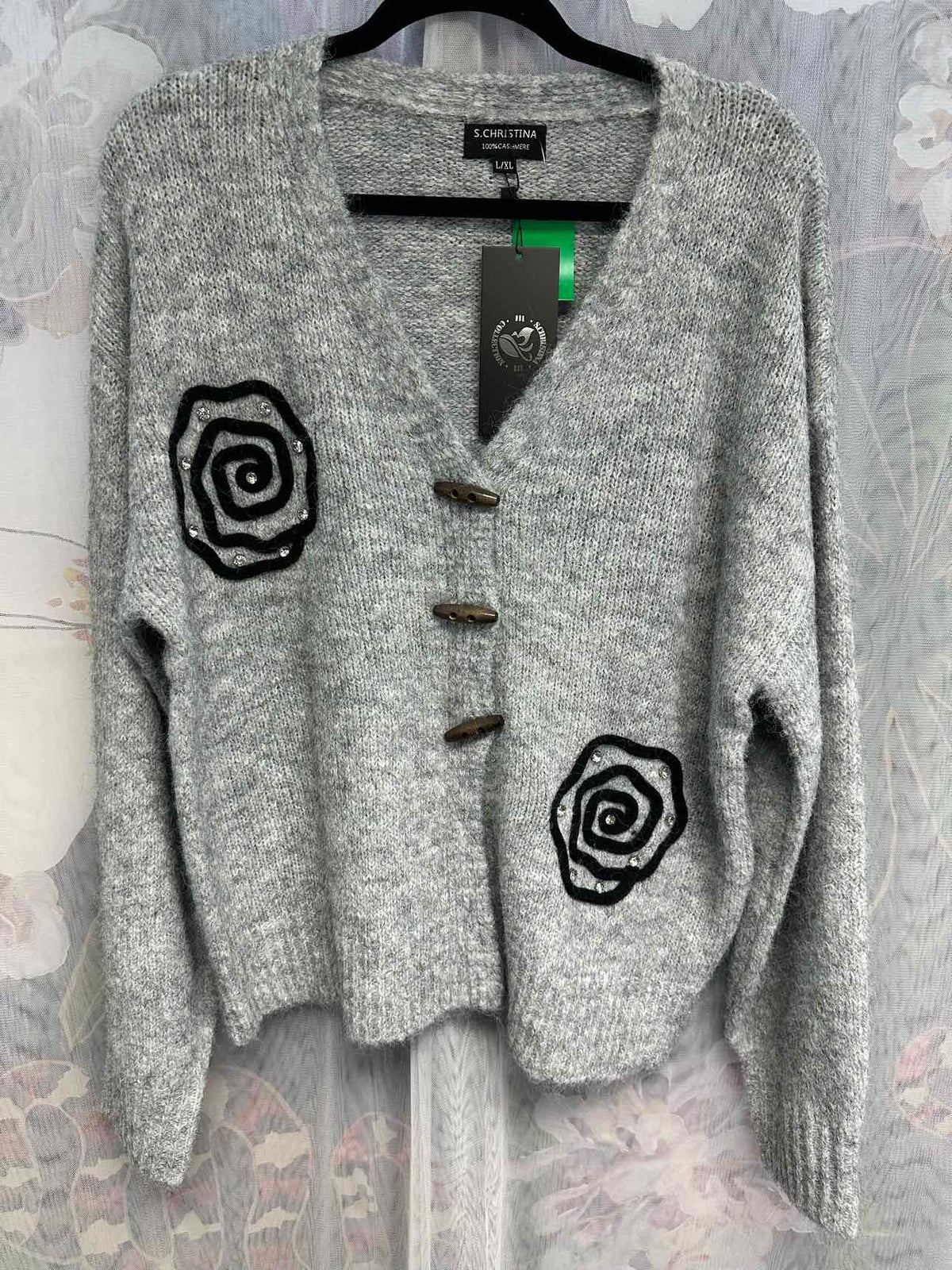 S. Christina NWT NEW 100% Cashmere Floral Button Down Size L/XL Grey Cardigan