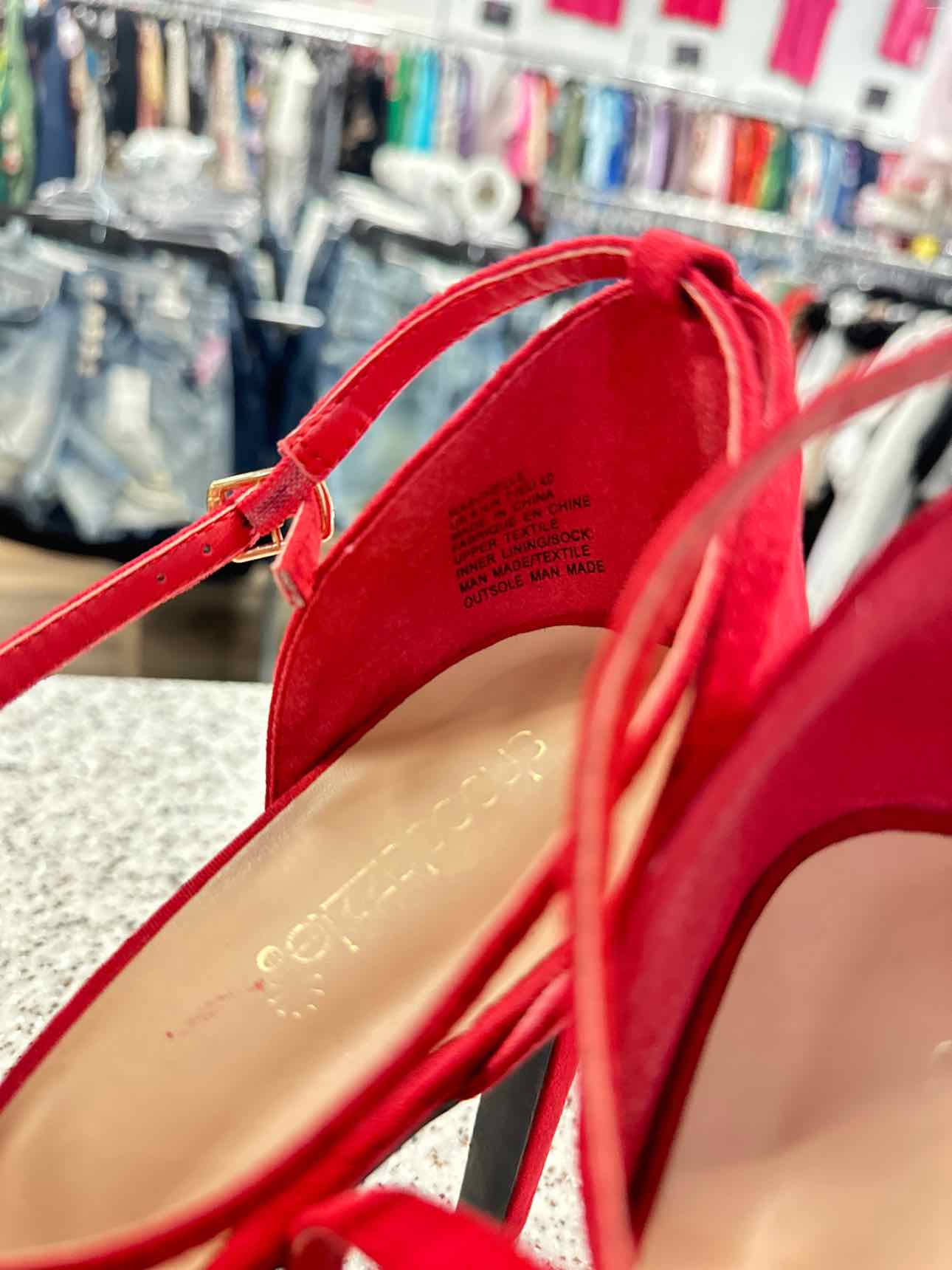 Shoedazzle Size 9 Red Faux Suede Platform Strappy 5" Heels Sandal