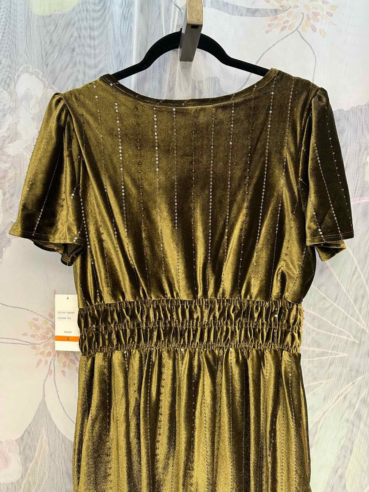 Taylor NWT NEW Velour Sequin Short Sleeve Maxi Size Small Olive Smock Dress