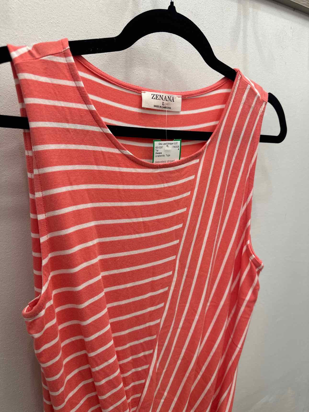 Zenana Size Large Salmon and White Sleeveless Striped Twist Front Knit Tank Top