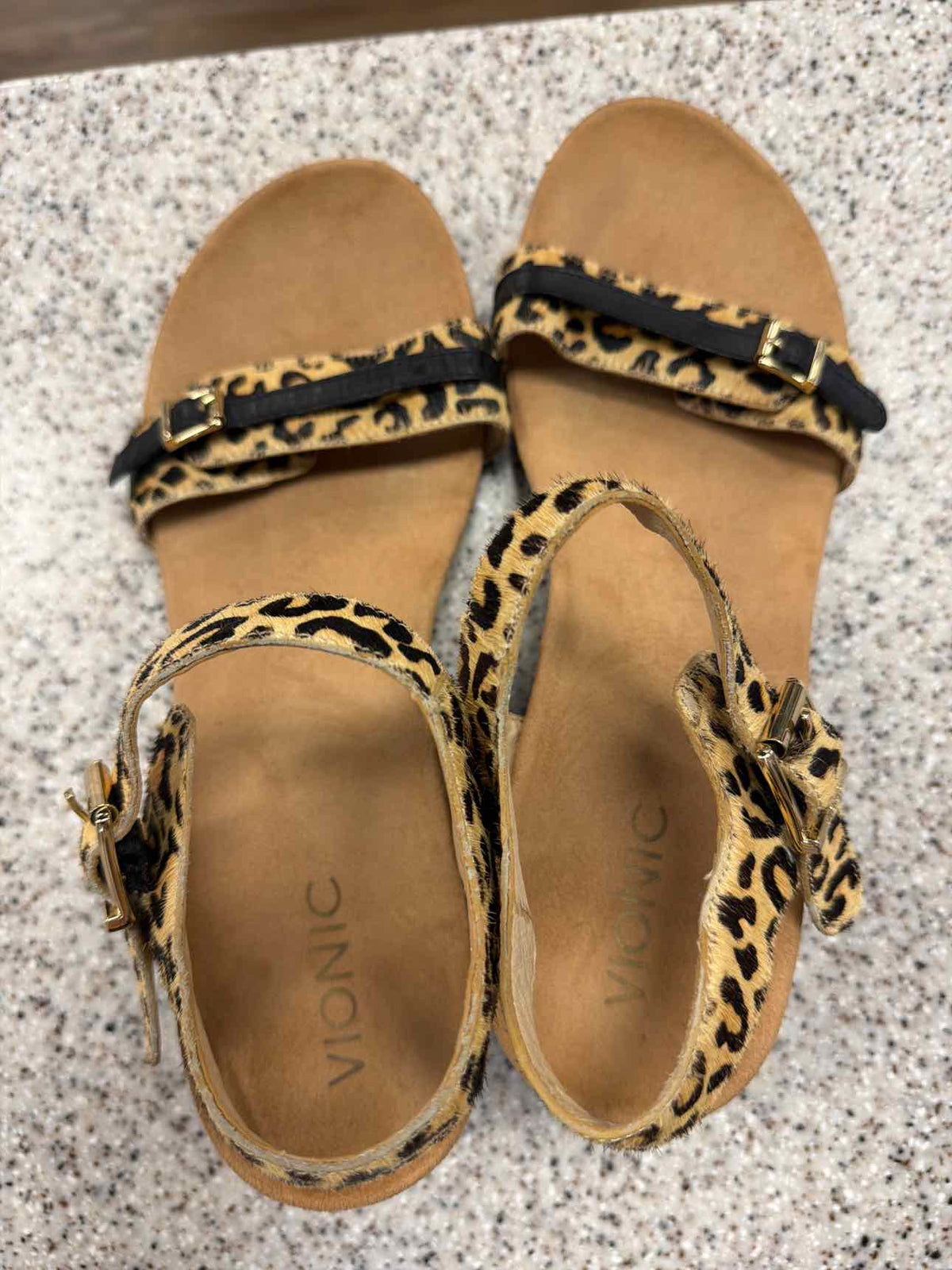 Vionic Size 10 Laurie Wedge Ankle Strap Leopard Sandals