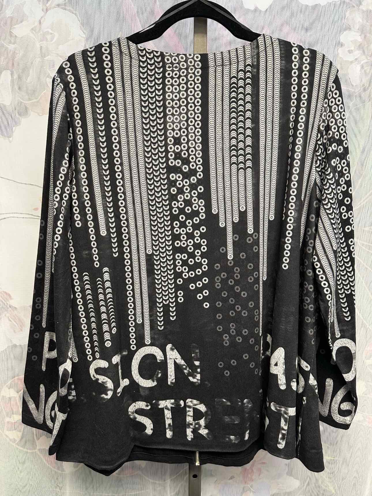 New Label Size 2X Black sweat shirt