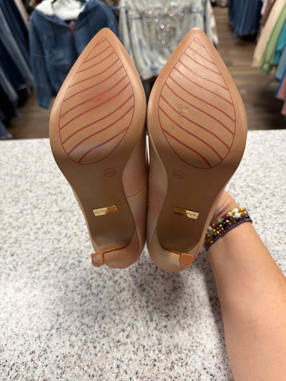 Torta Caliente Pink Gradient Pointed-Toe Stiletto Pumps Size 9