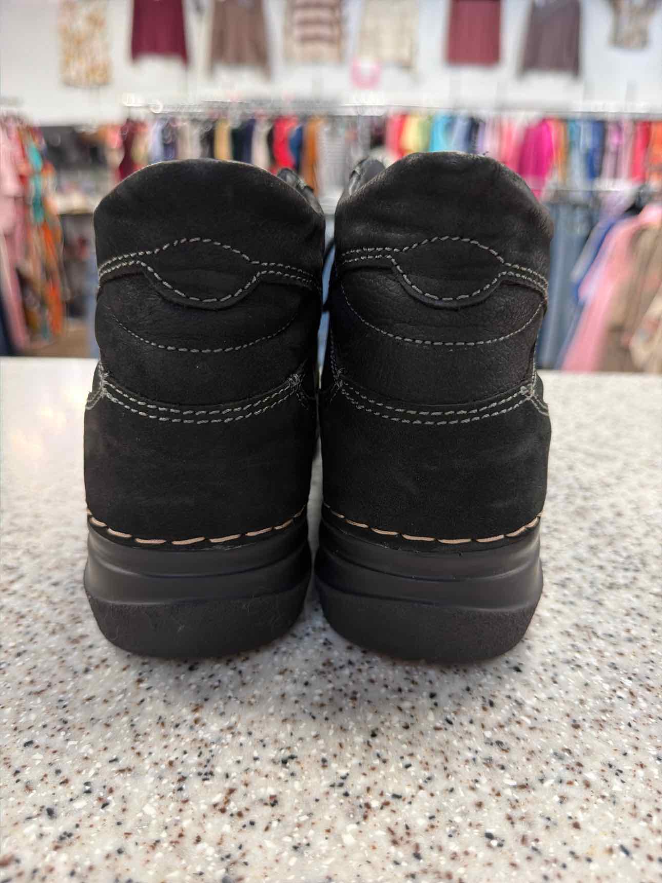 wolky Size 38 Women's Why Side Zipper Sneaker Booties Black Shoes