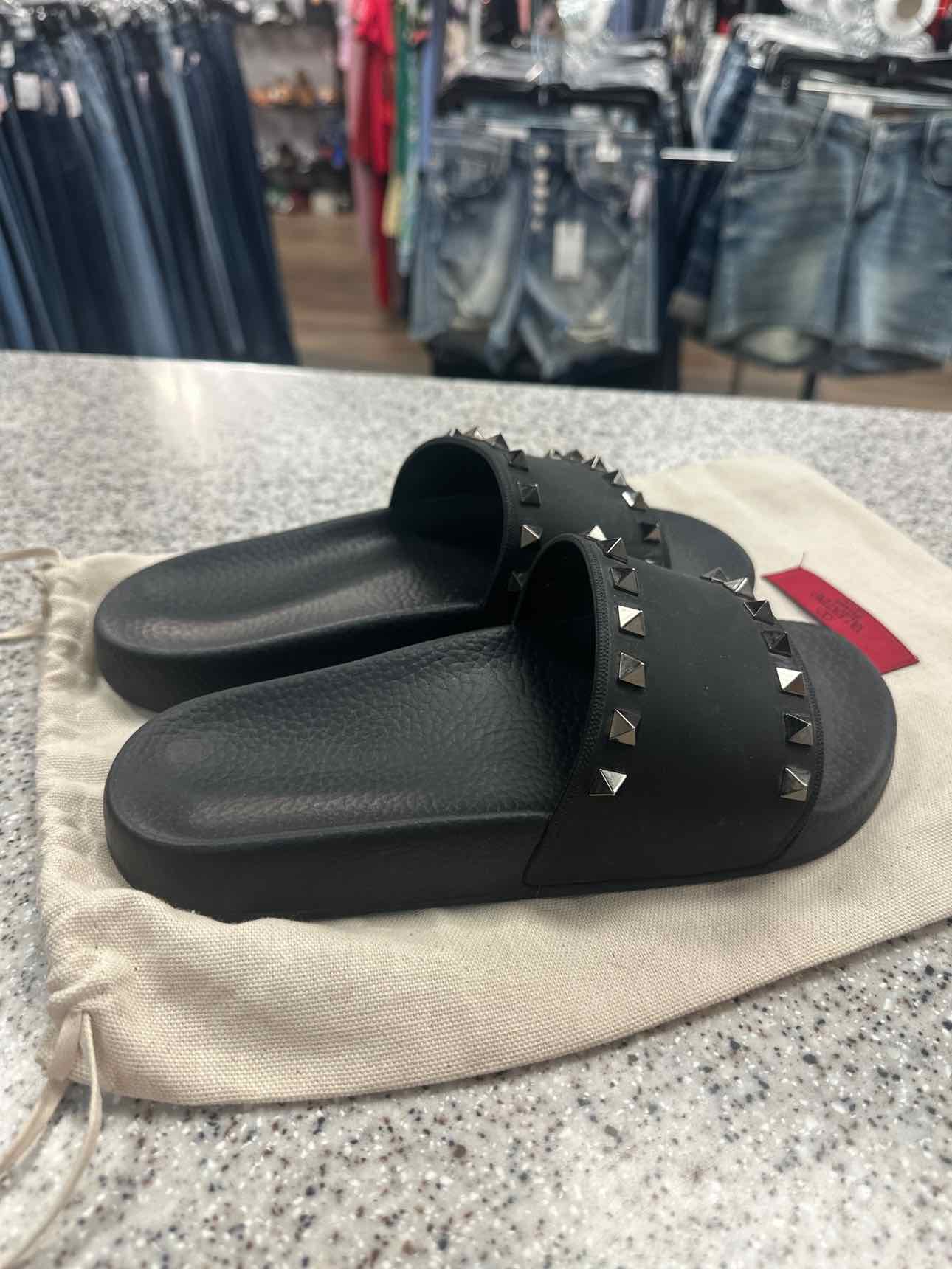 Valentino Size 37 Black Rockstud Slide Rubber Cushion Sandals Shoes