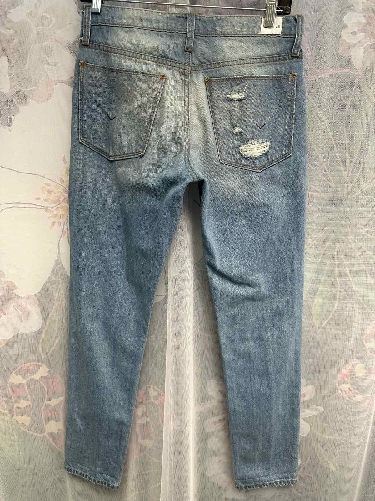 Hudson Riley Crop Relaxed Straight Star Rhinestone Decor Size 25 Denim Jeans