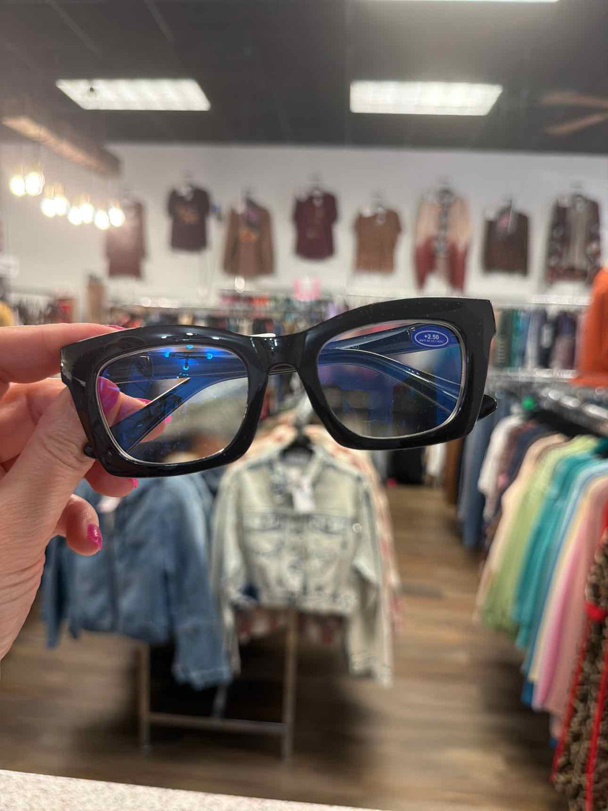 Wayfare Shape Cheater Reader Glasses