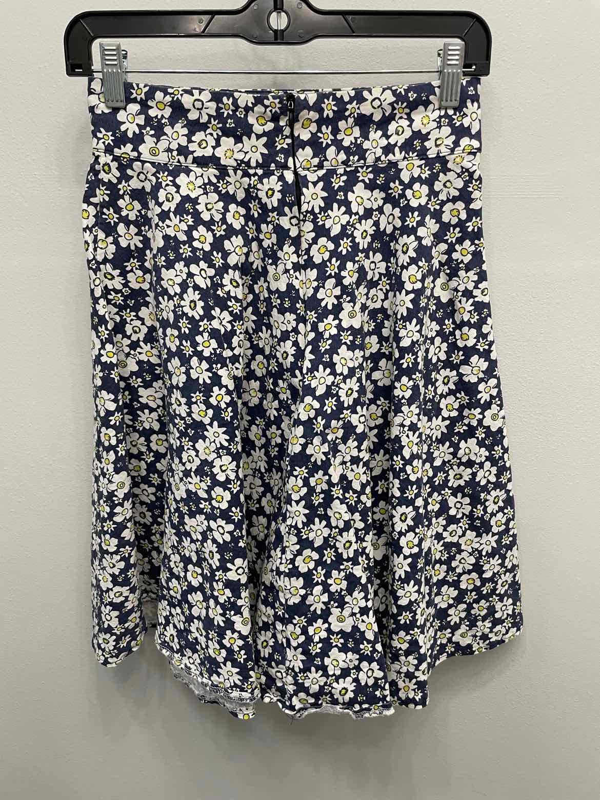 Size Small Blue/White Skirt