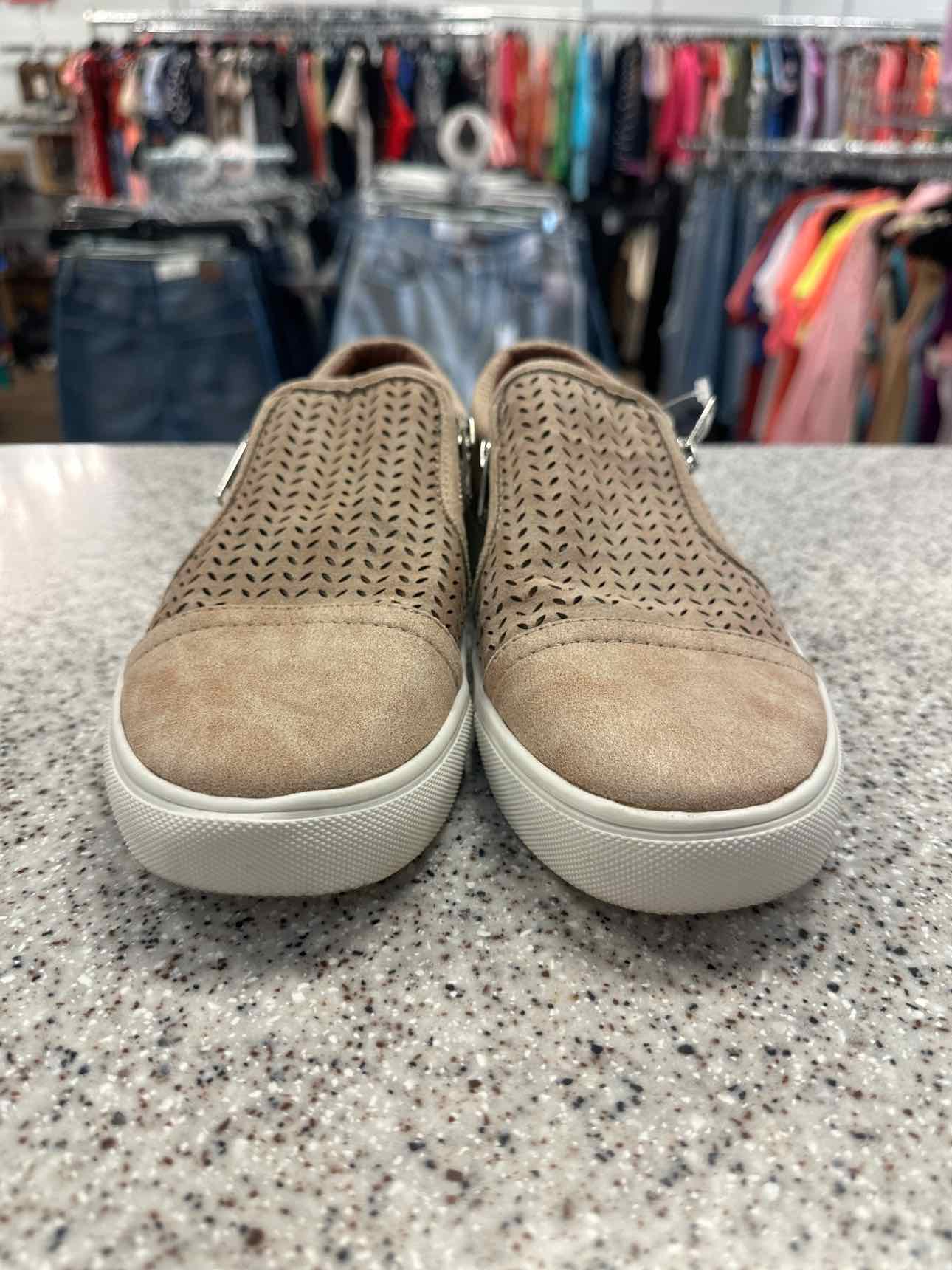 Report Size 8.5 'Alexa' lazercut design slip on sneakers Tan Shoes