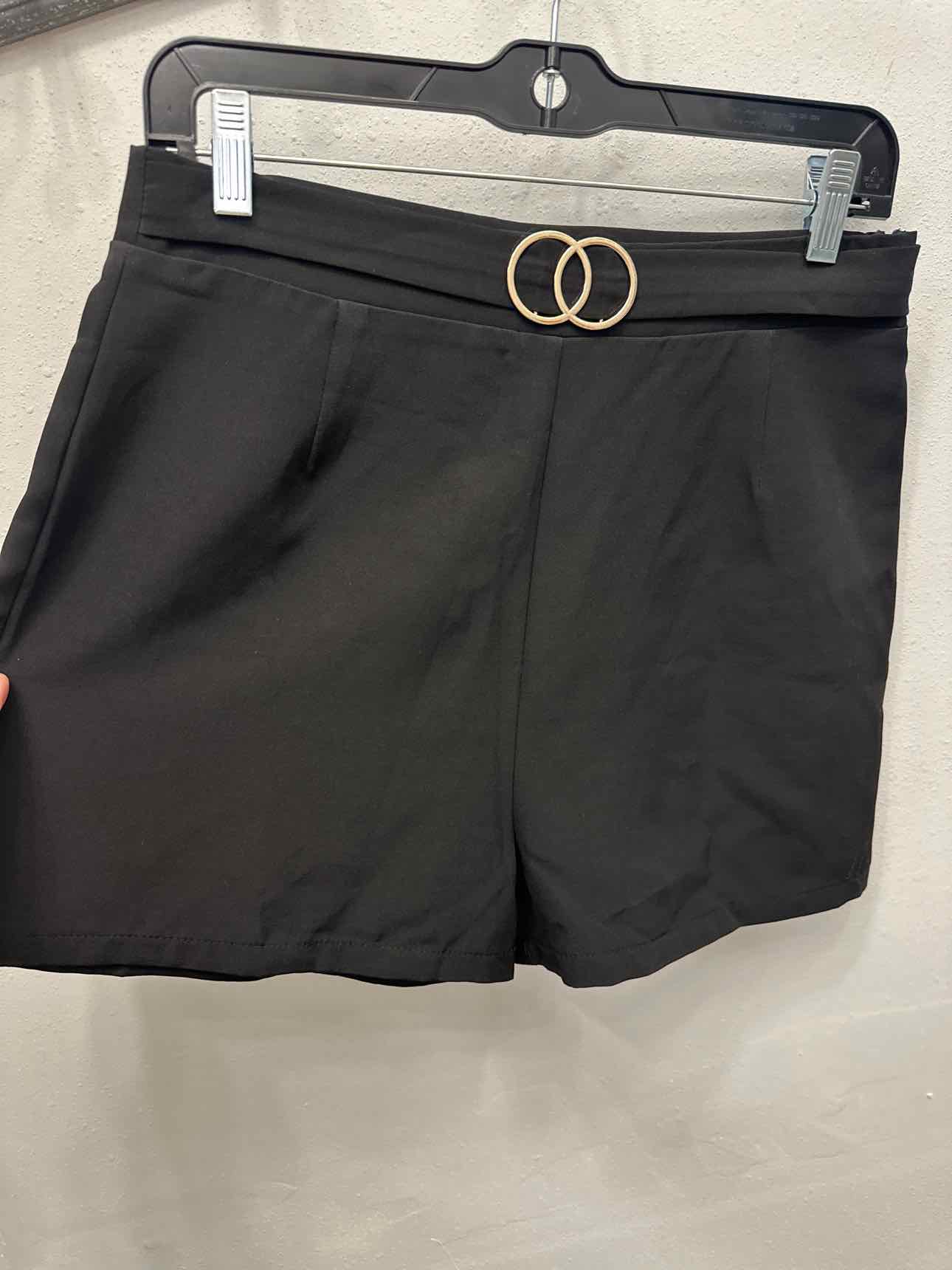 Women's Size Large Black Shorts Side Zip with Gold Tone Circles Hardware