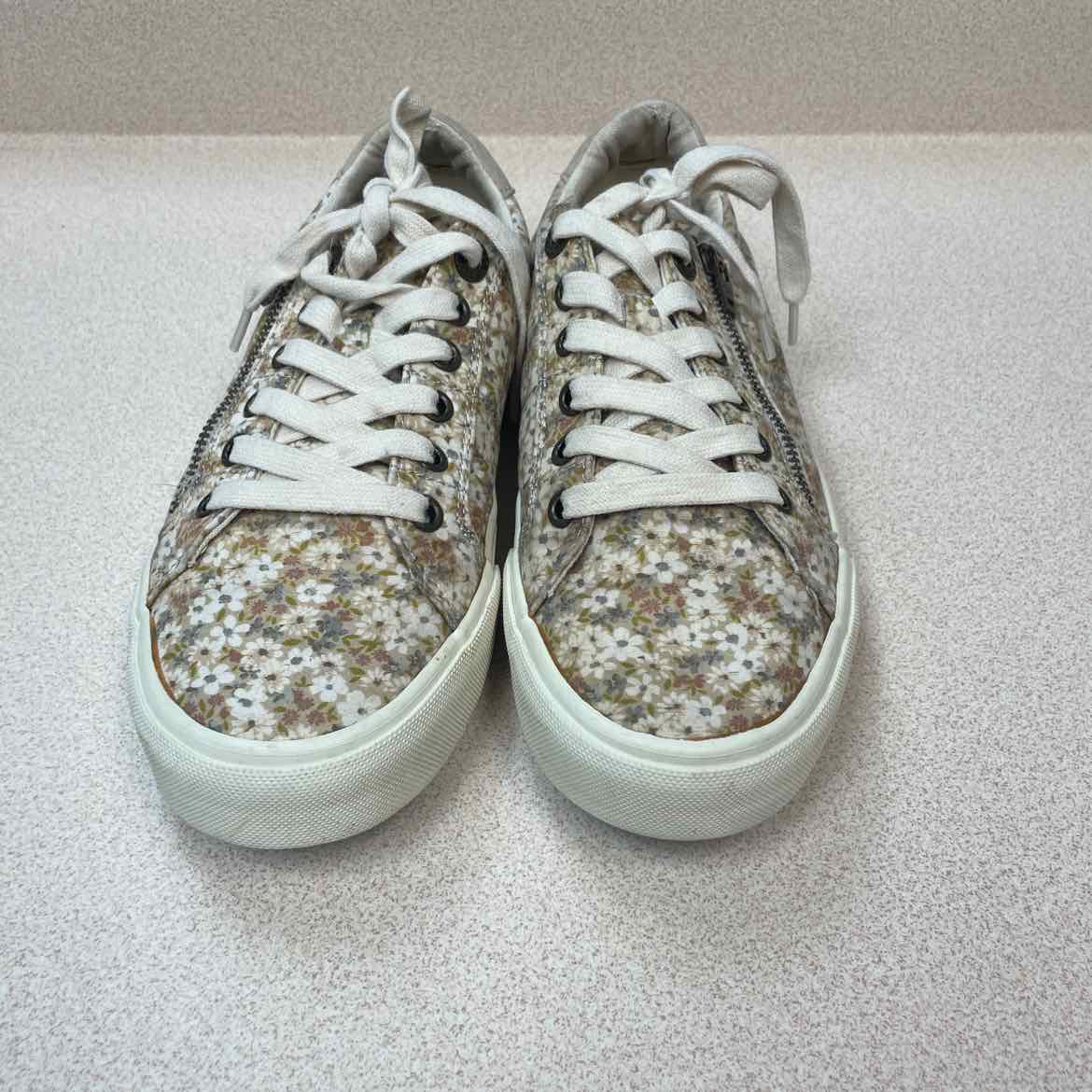 Taos Women's Z-Soul Natural Floral Multi Colorway Canvas Sneakers Size 7 1/2