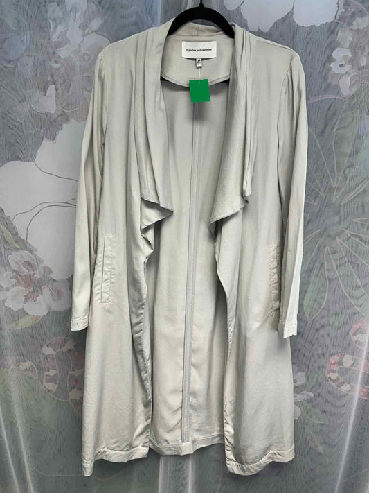 Cupcakes and Cash Lightweight Open Collared Size XS light grey Shacket Cardigan