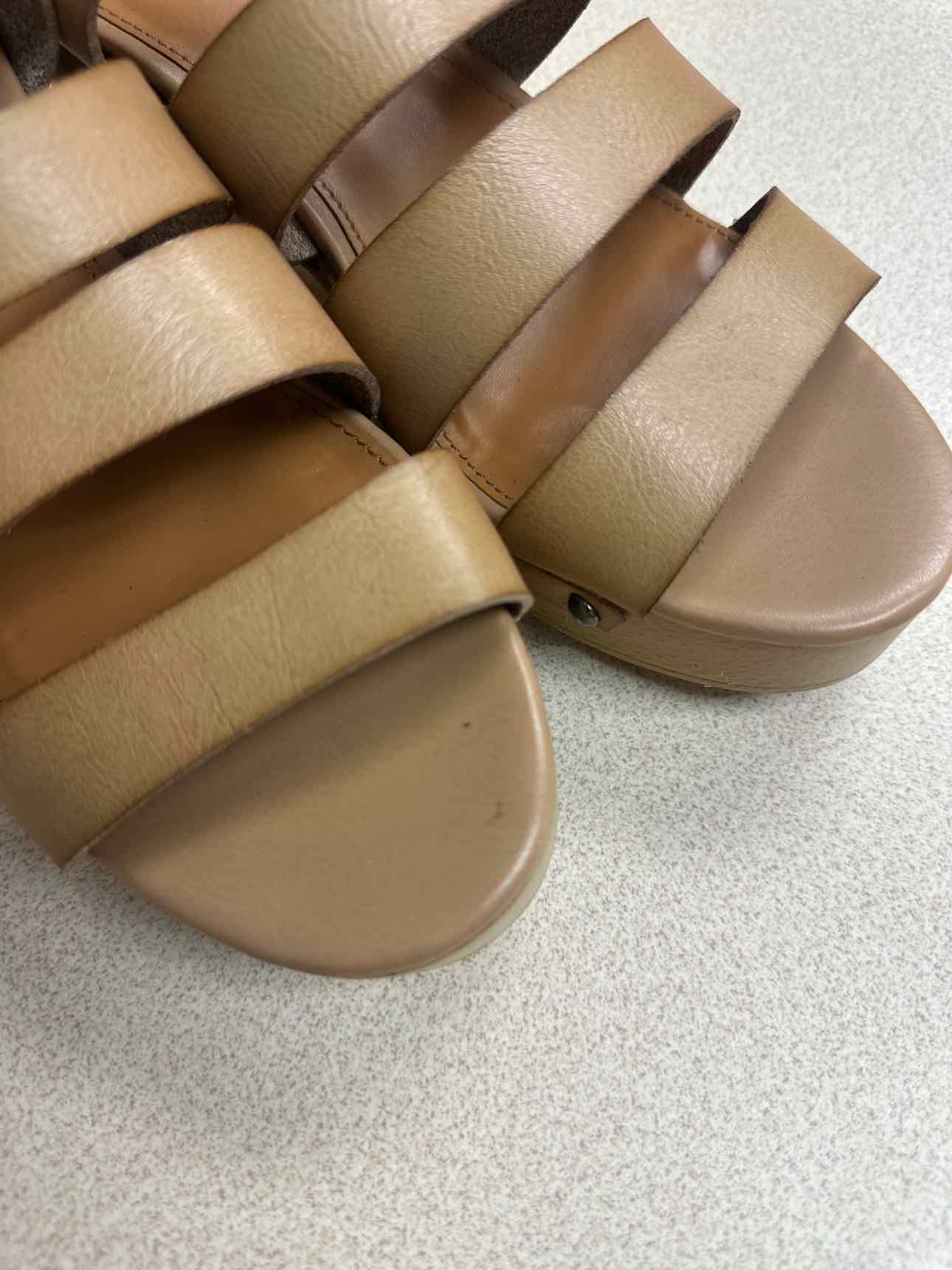 J. Crew Size 7 1/2 Tan sandal