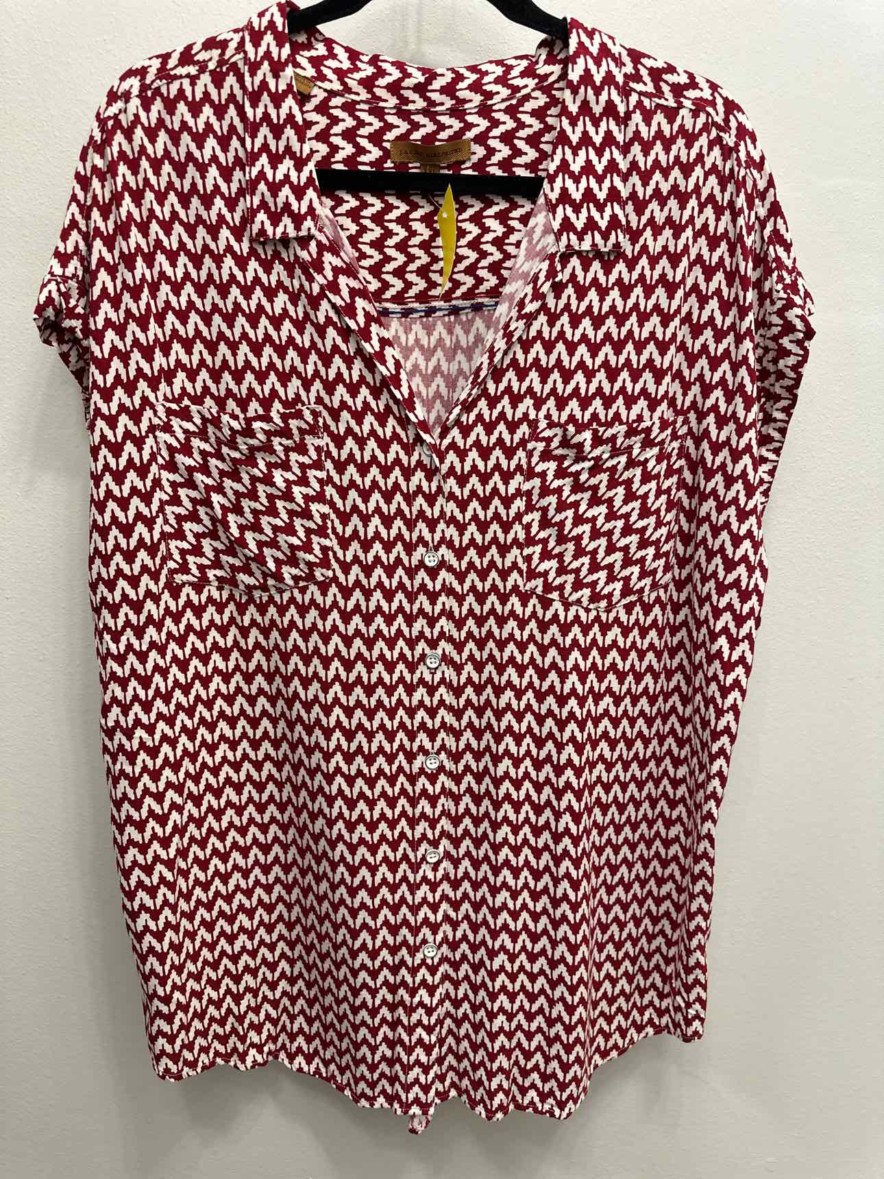 Jachs Girlfriend Size 2X Red Top