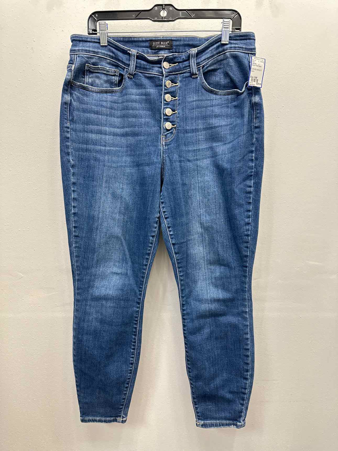 Judy Blue Jeans Size 16W Medium Wash Button Fly Skinny