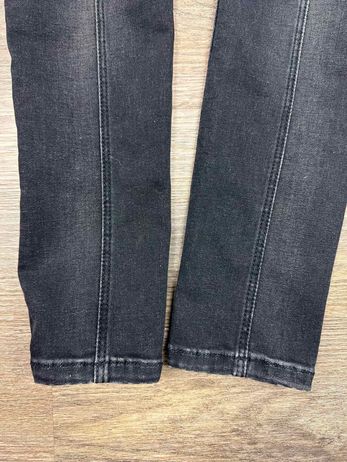 Burberry Brit Size 26 Black Westbourne Skinny Black Denim Jeans