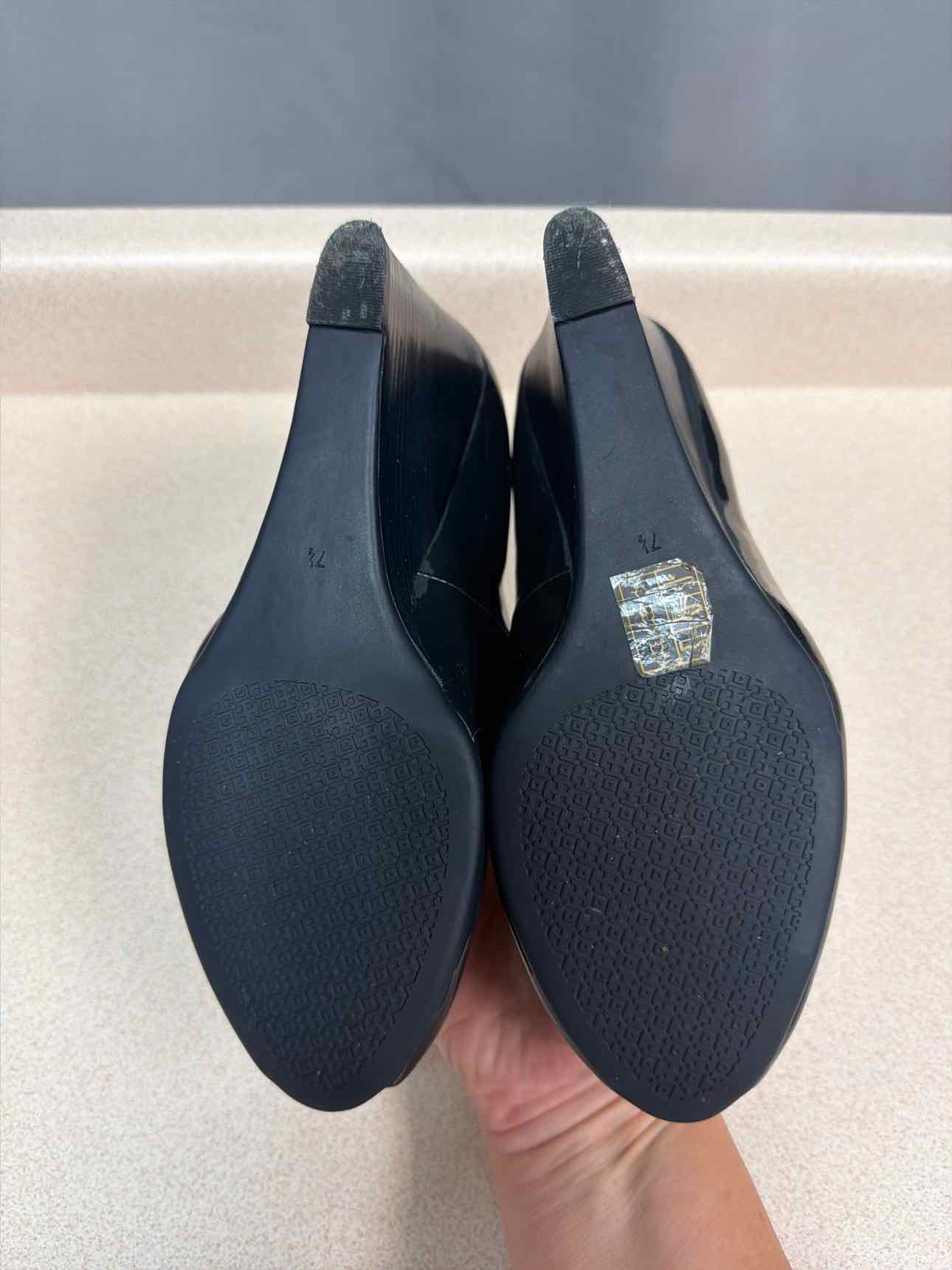 Tory Burch Size 7.5 patent leather wedge, peep toe slip on Black Sandals Shoes