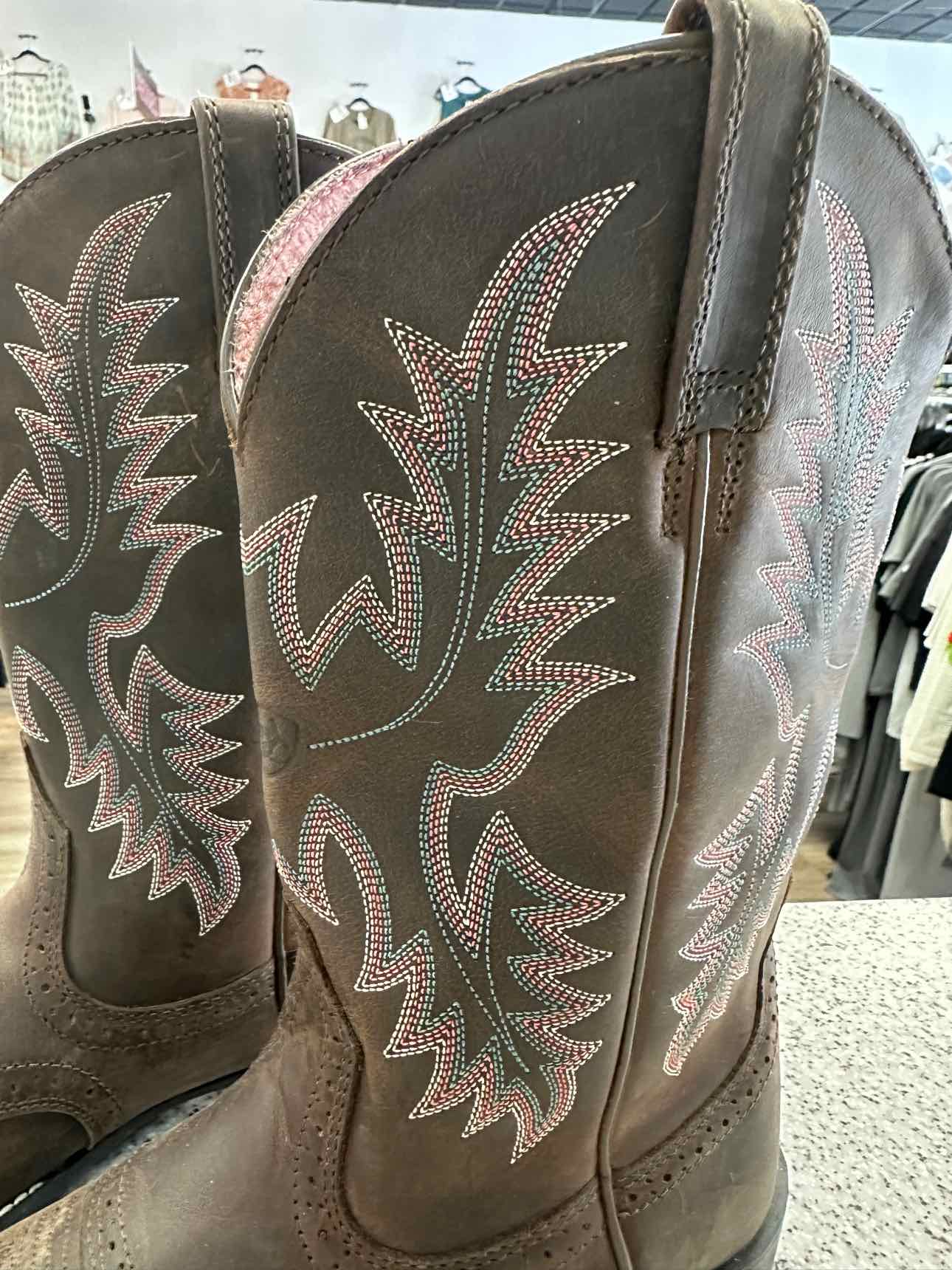 Ariat Size 9B Heritage Distressed Leather Stitch Western Dark Brown Cowboy Boots